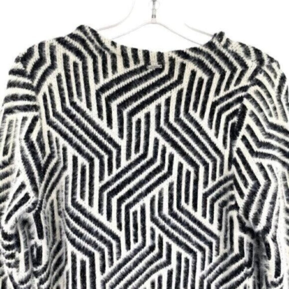 Sioni Anthropologie Women's Long Fuzzy Geometric Cardigan Sweater - Picture 2 of 10